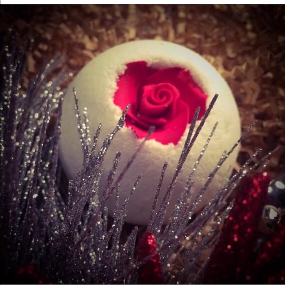 Organic Cinnamon or Lavender Rose XLarge Bath Bomb - Picture 2 of 4